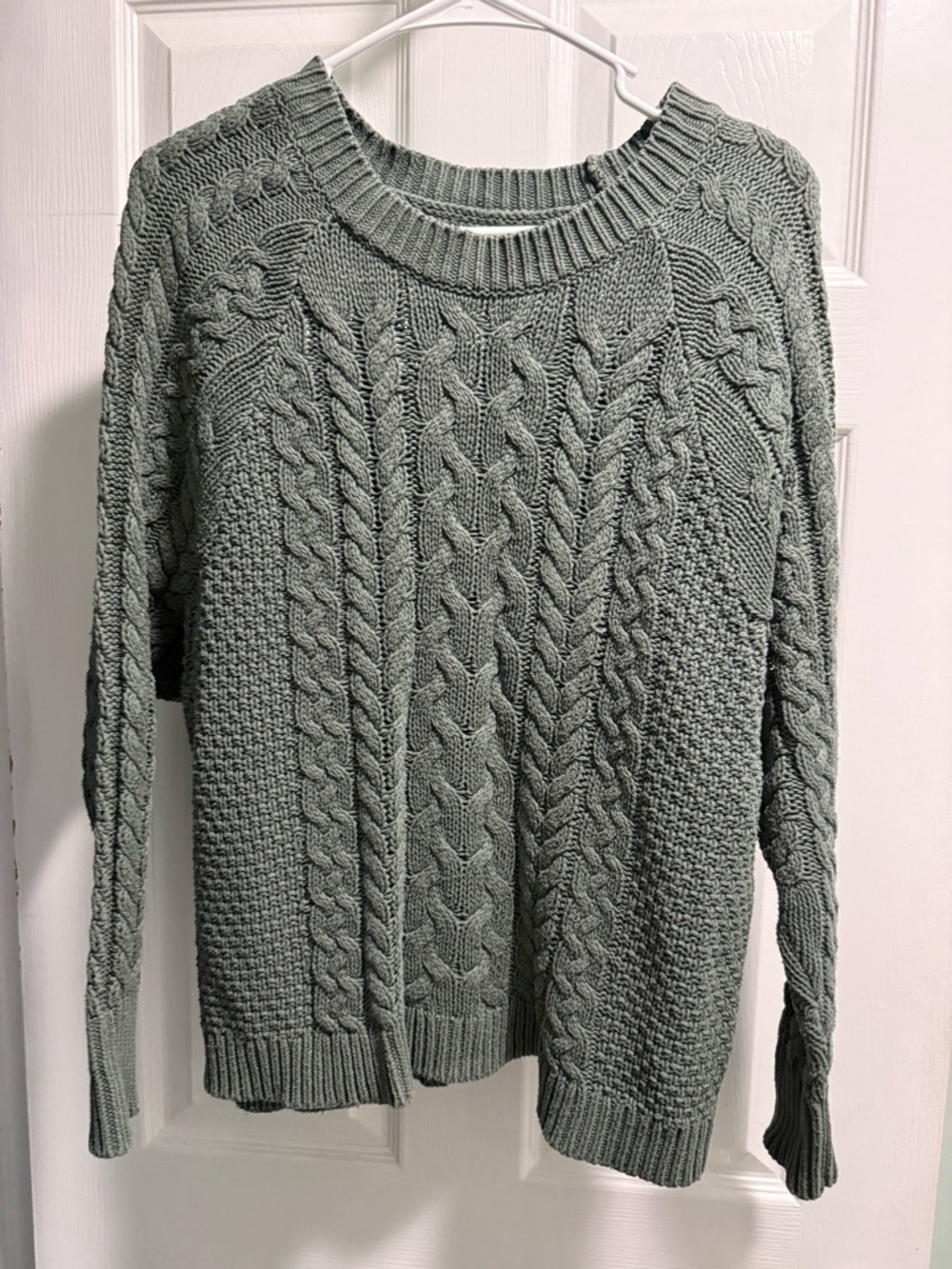 aerie Sage Green Cable Knit Pullover Sweater